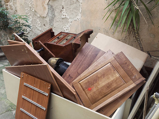Best Full-Service Junk Removal  in Sweetser, IN